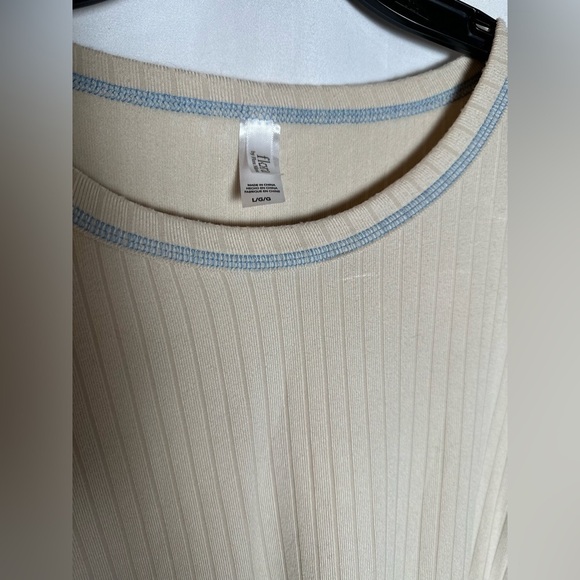 NWT Flora by Flora Nikrooz Pajama Set (top and bottom) - Picture 8 of 9